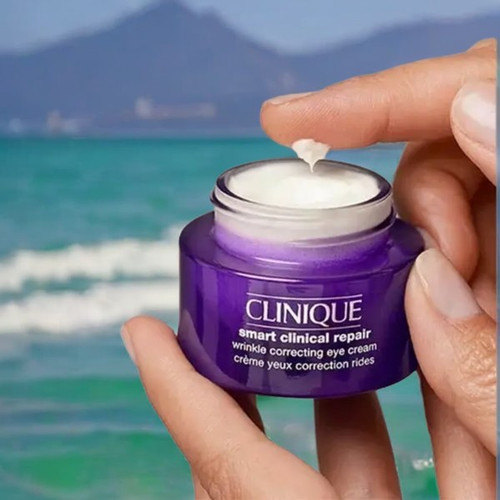 کرم دور چشم اسمارت کلینیکال ریپیر کلینیک