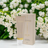 ژل شستشوی صورت حاوی عصاره ویتیس وینیفرا ماساژوردار لدورا کر