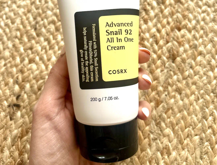 کرم تیوبی آبرسان و مرطوب کننده حلزون 92 کوزارکس